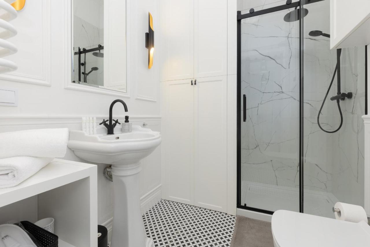 Apartment Strzelecka Old Town Cracow By Renters Prestige Krakov Exteriér fotografie
