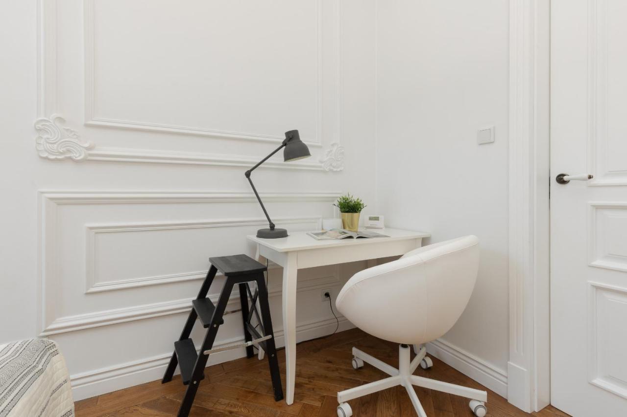 Apartment Strzelecka Old Town Cracow By Renters Prestige Krakov Exteriér fotografie